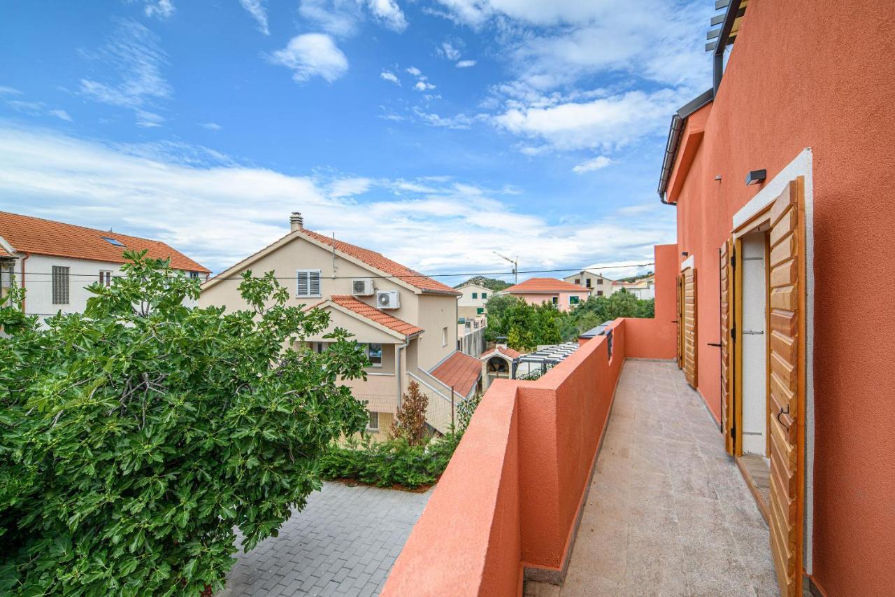 Apartments Orsula Near Old Town Шибеник Екстер'єр фото